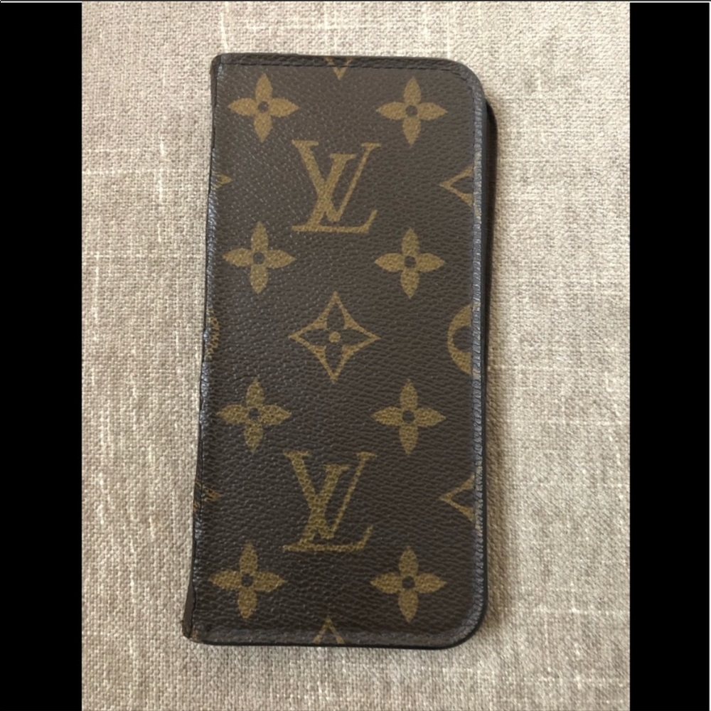 Louis Vuitton iPhone X/XS folio monogram case